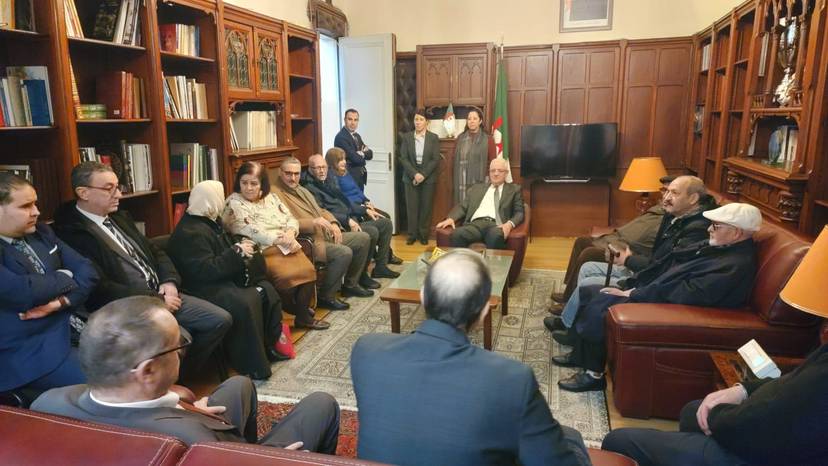 COMMÉMORATION LE 18 FÉVRIER 2026 AU SIÈGE DU CONSULAT GÉNÉRAL D’ALGÉRIE À LILLE DE LA JOURNÉE NATIONALE DU CHAHID AVEC LA PARTICIPATION DE MOUDJAHIDATE ET MOUDJAHIDINE RÉSIDANT DANS LA RÉGION.