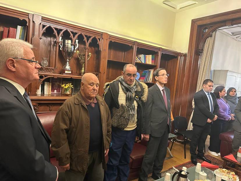 Scène de la cérémonie de commémoration de la journée nationale du CHAHID organisée le 18 février 2025 au siège du Consulat Général d’Algérie à Lille